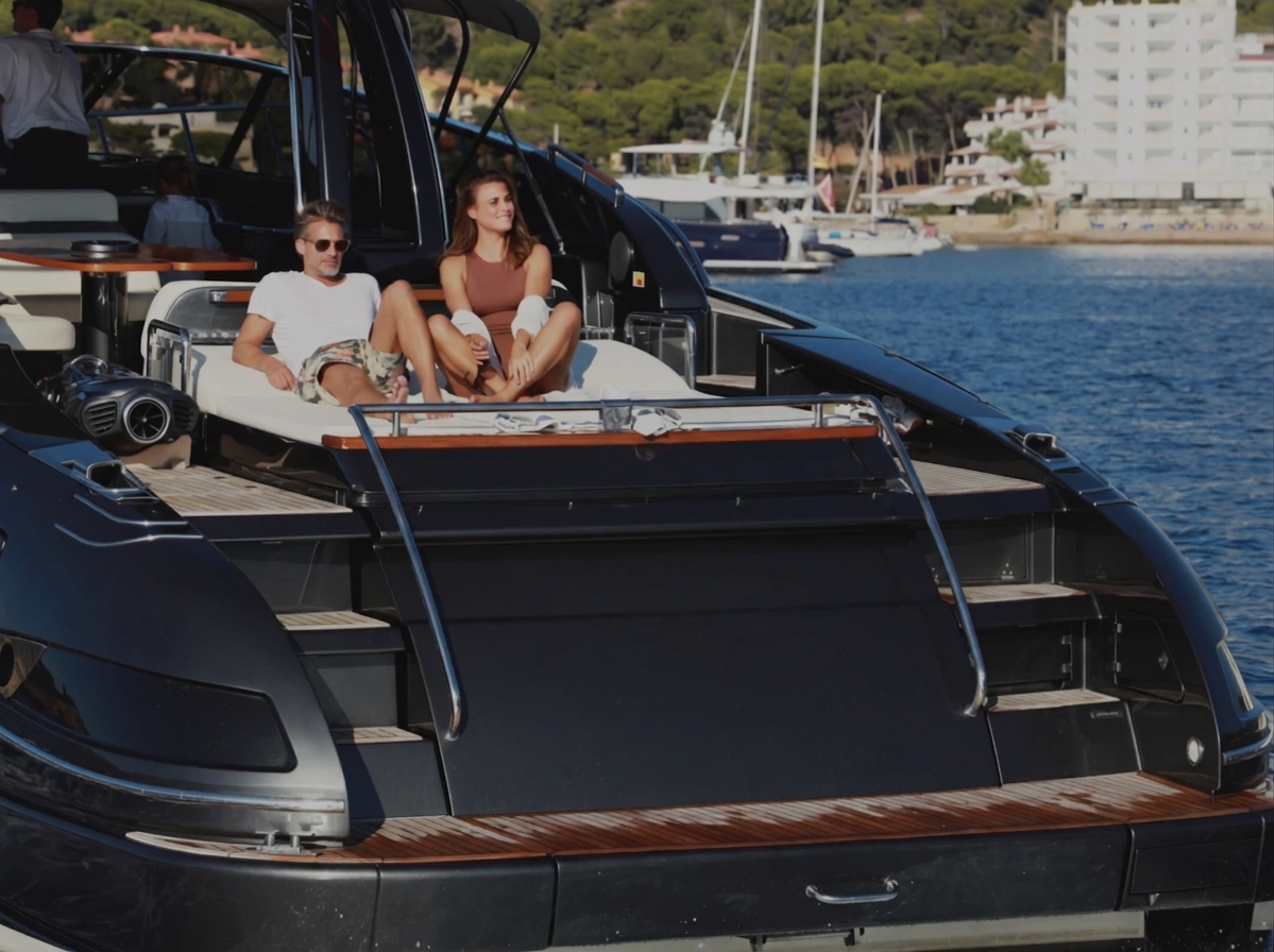 Easyboats yacht charter